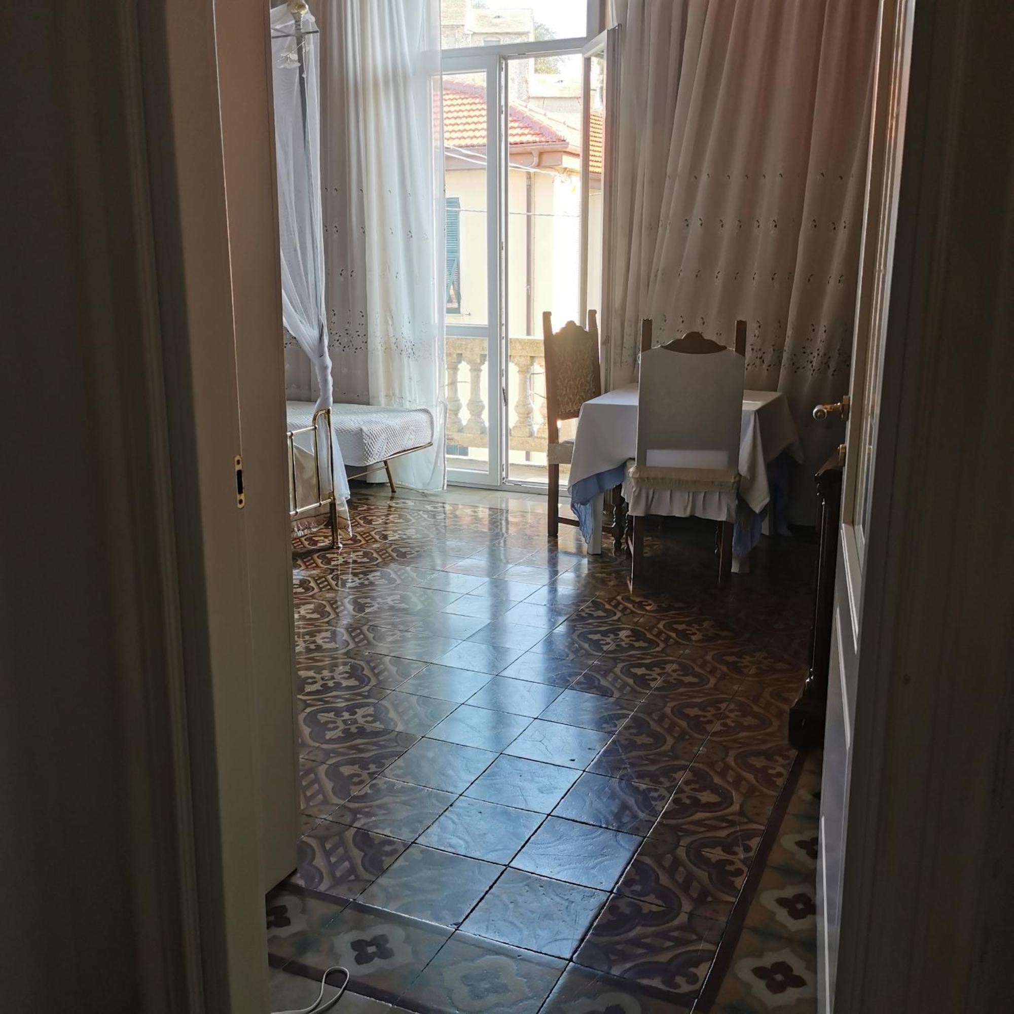 Albisola Bed And Breakfast Albisola Superiore Εξωτερικό φωτογραφία