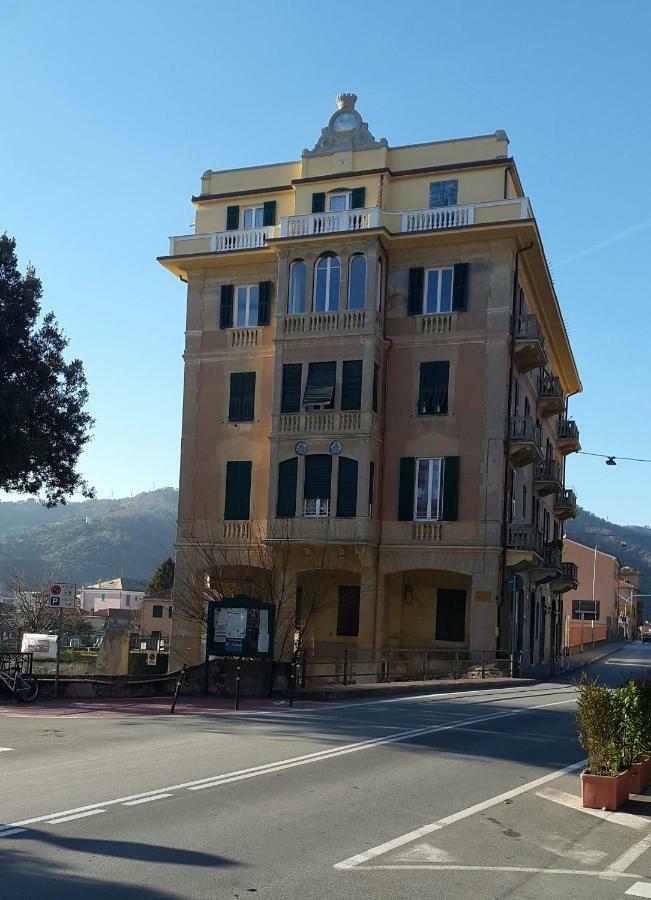 Albisola Bed And Breakfast Albisola Superiore Εξωτερικό φωτογραφία